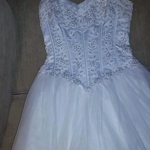 Wedding dress